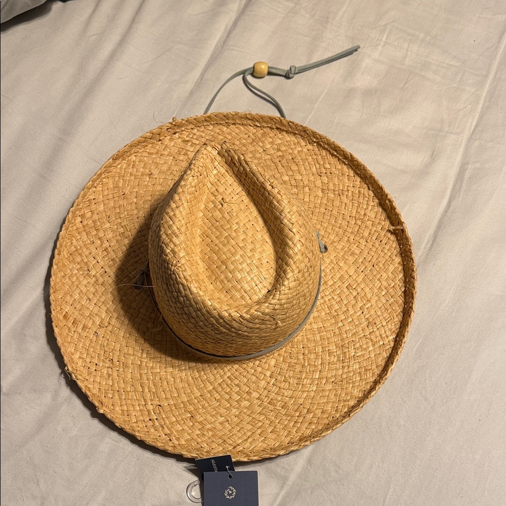 Universal Thread Tan Straw Hat